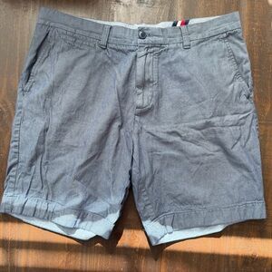 Tommy Hilfiger Light Blue Flat Front Dress Shorts - Size 36